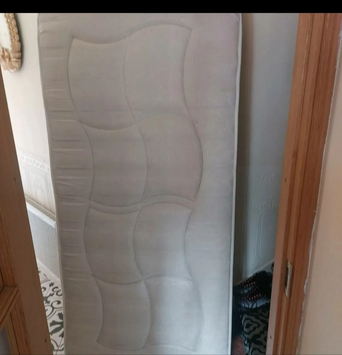 Single matress