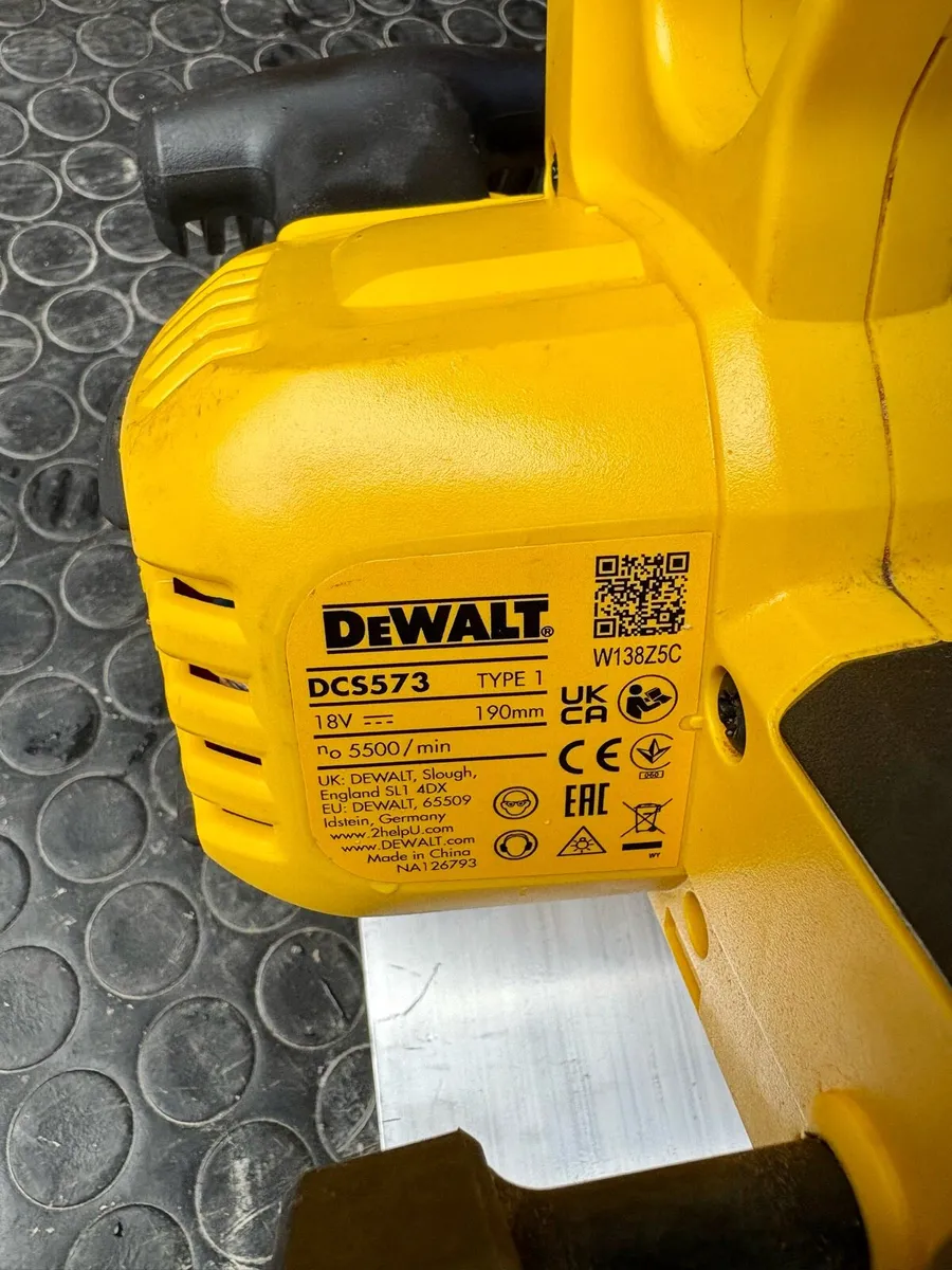 Dewalt 573NT  18V XR 190mm circular saw - Image 4