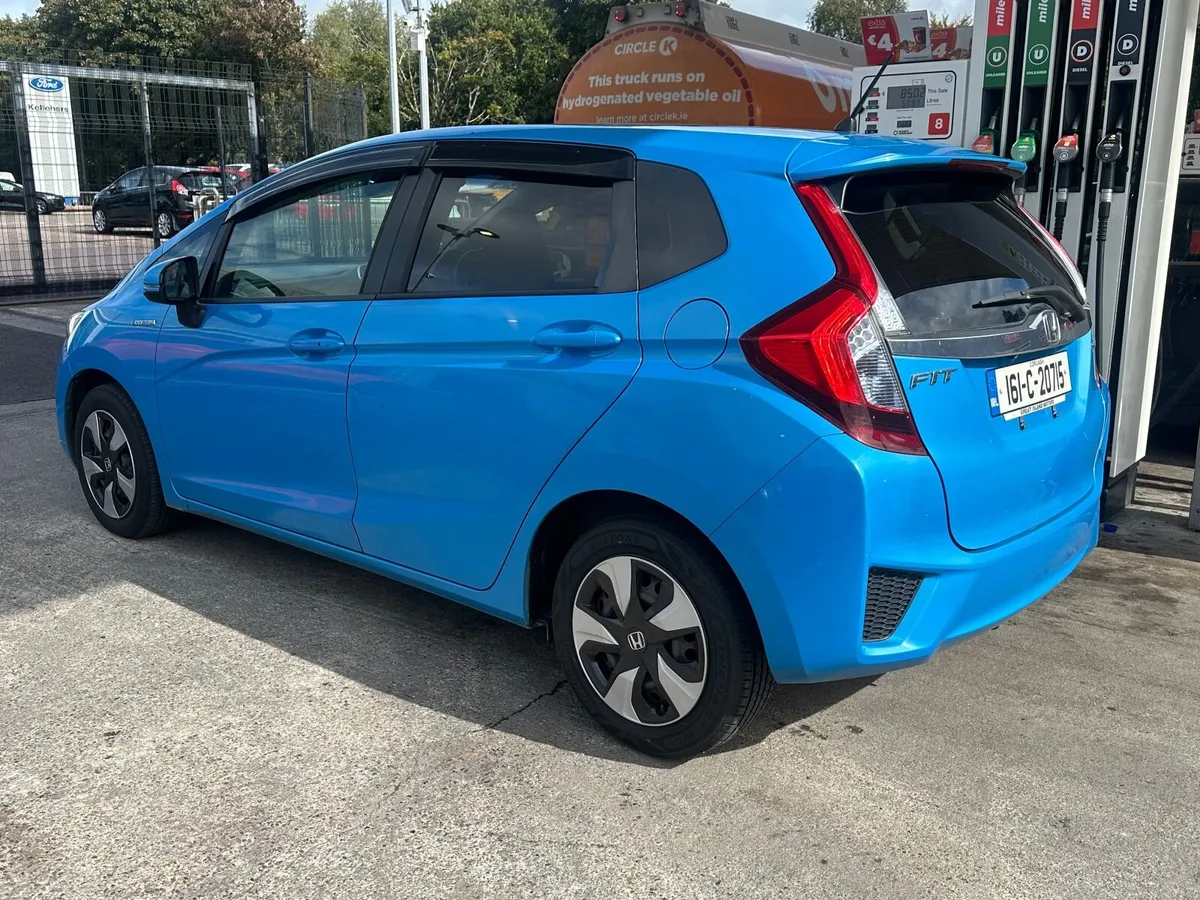 Honda Fit 2016 - Image 4