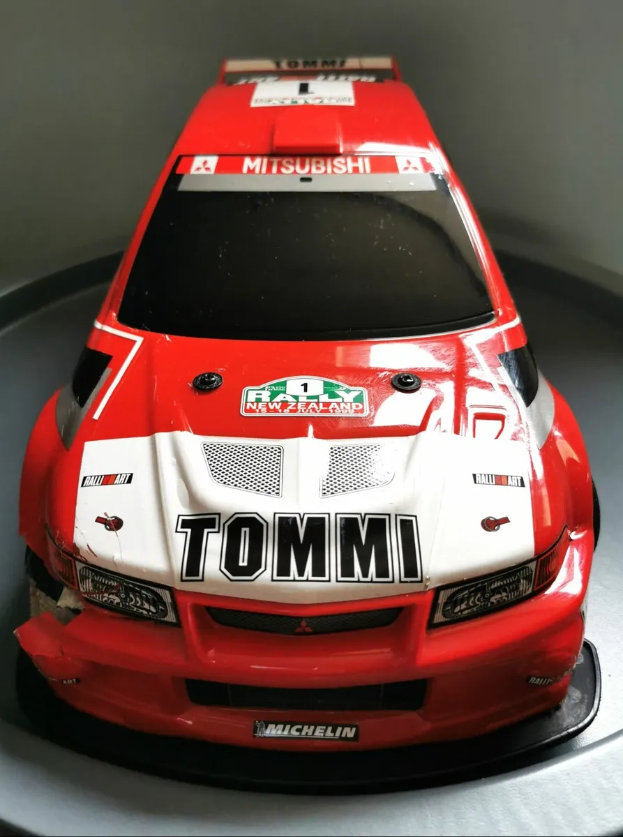 Tamiya Mitsubishi Lancer Evo VI 6 2014 Model Kit - Image 2