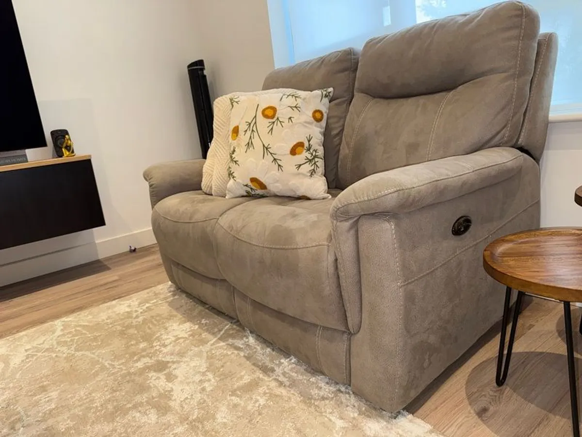 DFS 2 seater electric recliner sofa - Image 2