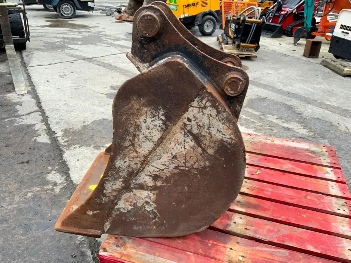 Bucket - Image 4