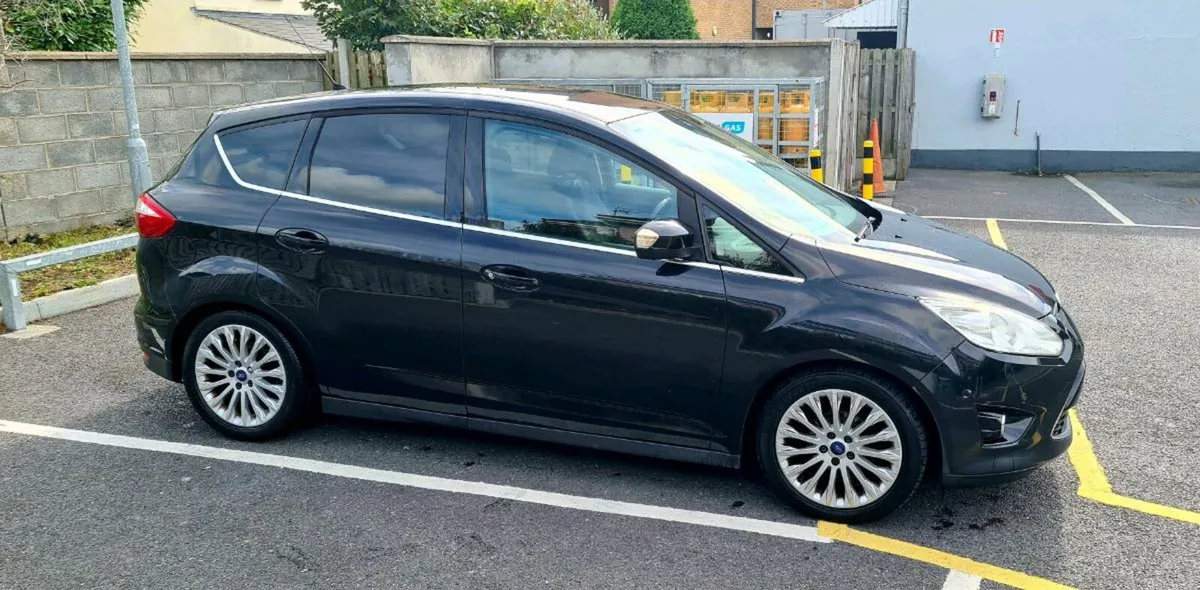 Ford C-Max - Image 2
