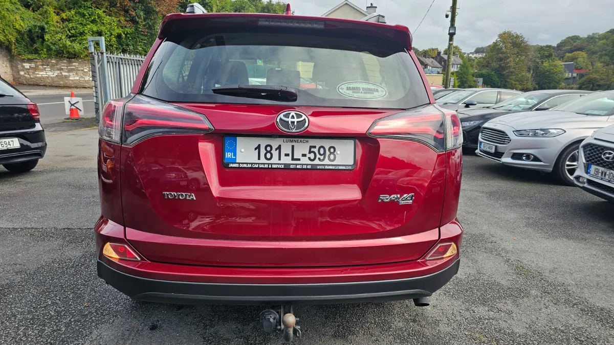 Toyota RAV4 2018  2.0 D-4D (143) 2WD Luna - Image 4