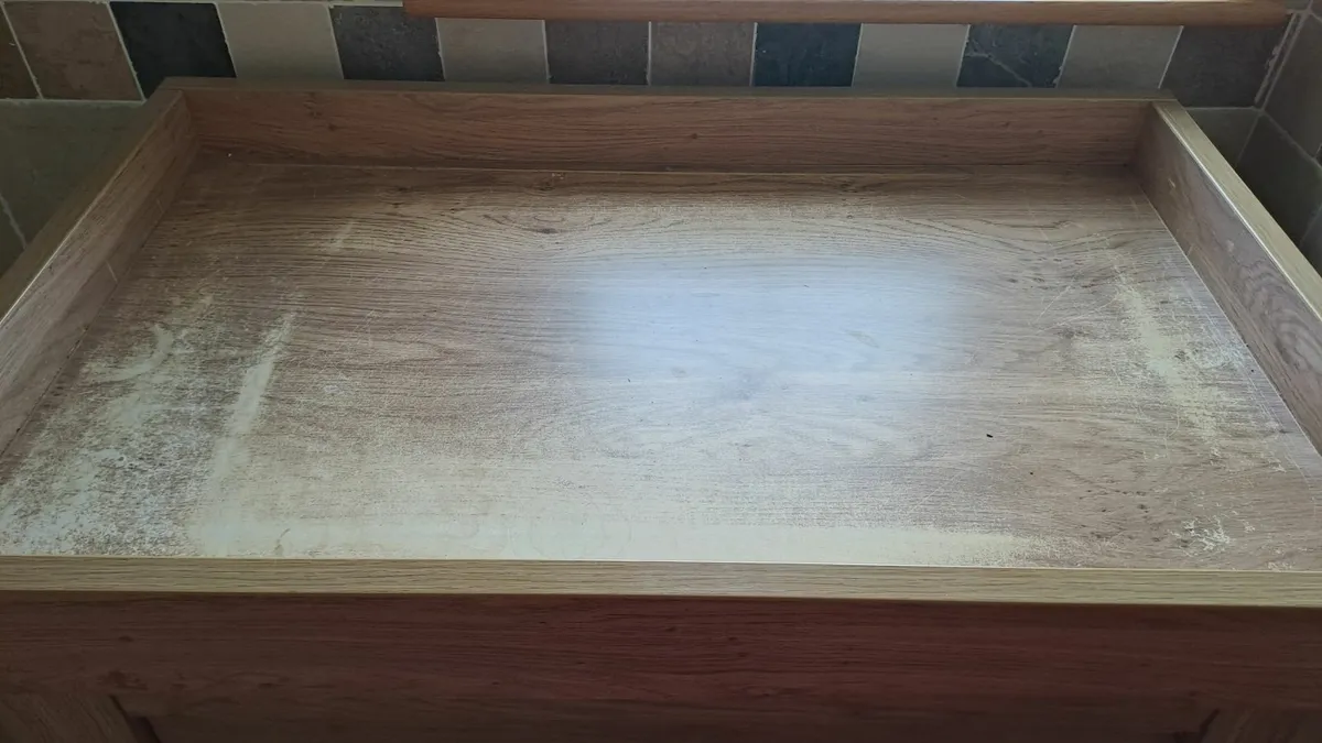 Charnwood Wooden Changing Table - Image 3