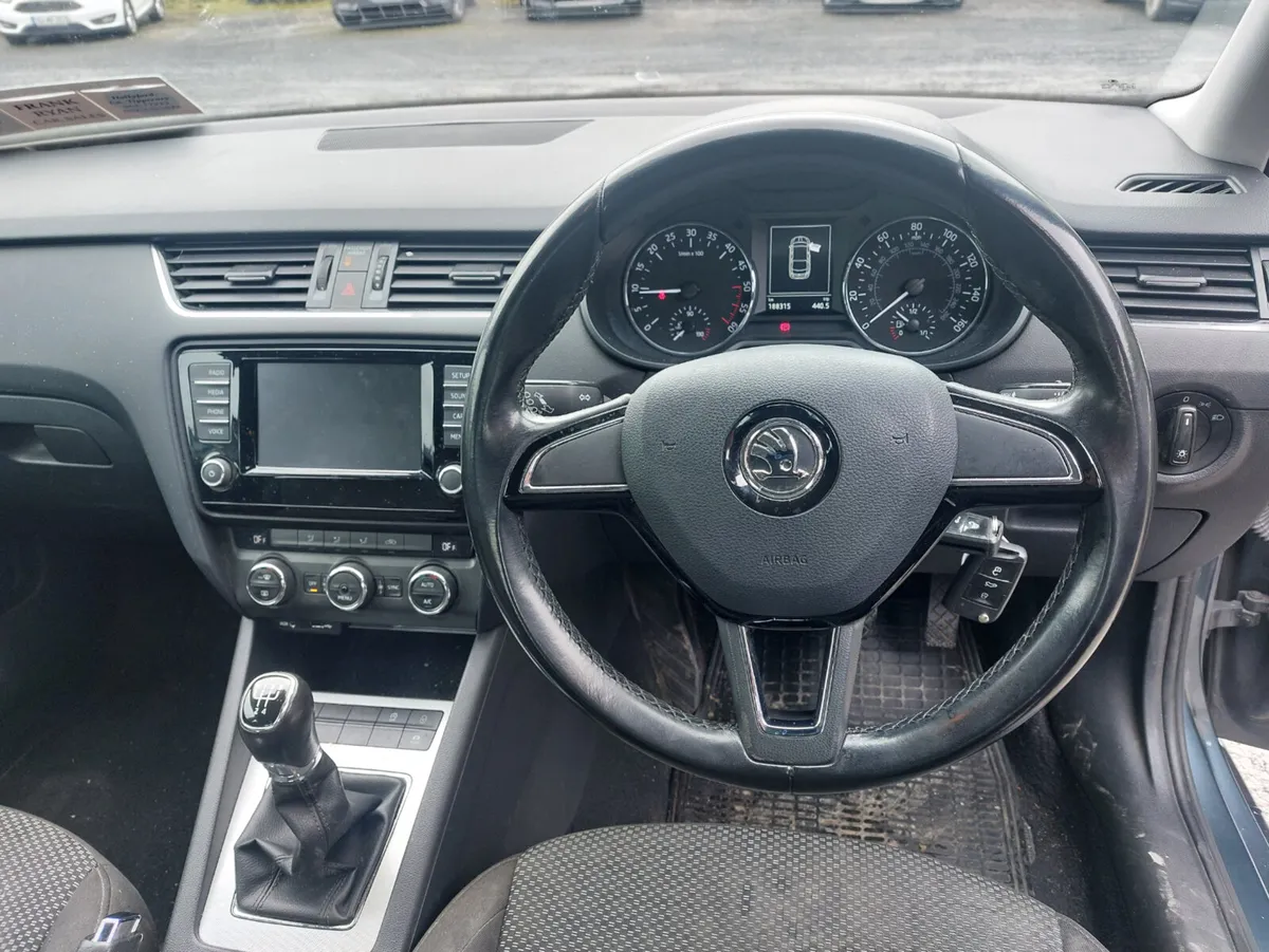 Skoda Octavia 2016 - Image 3