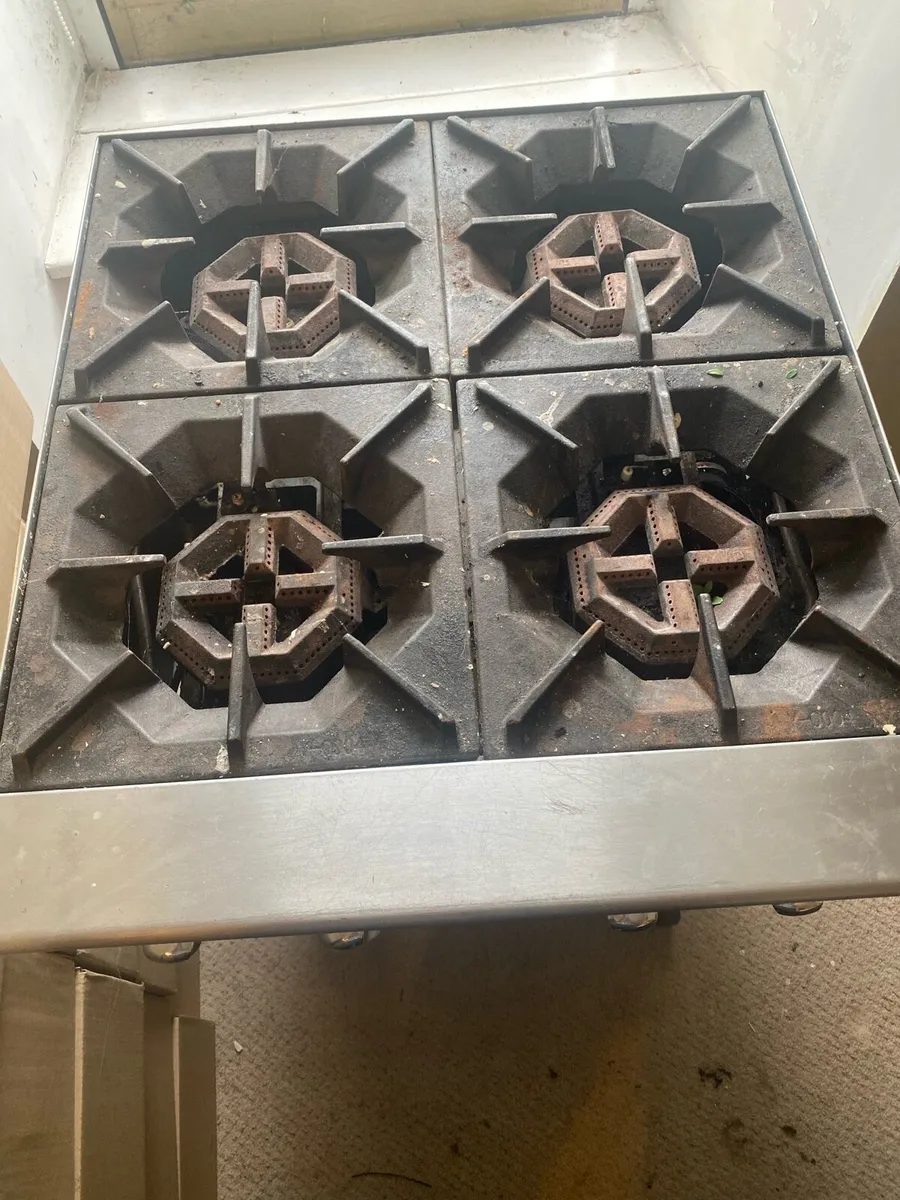 Banks Gas Hob - Image 2
