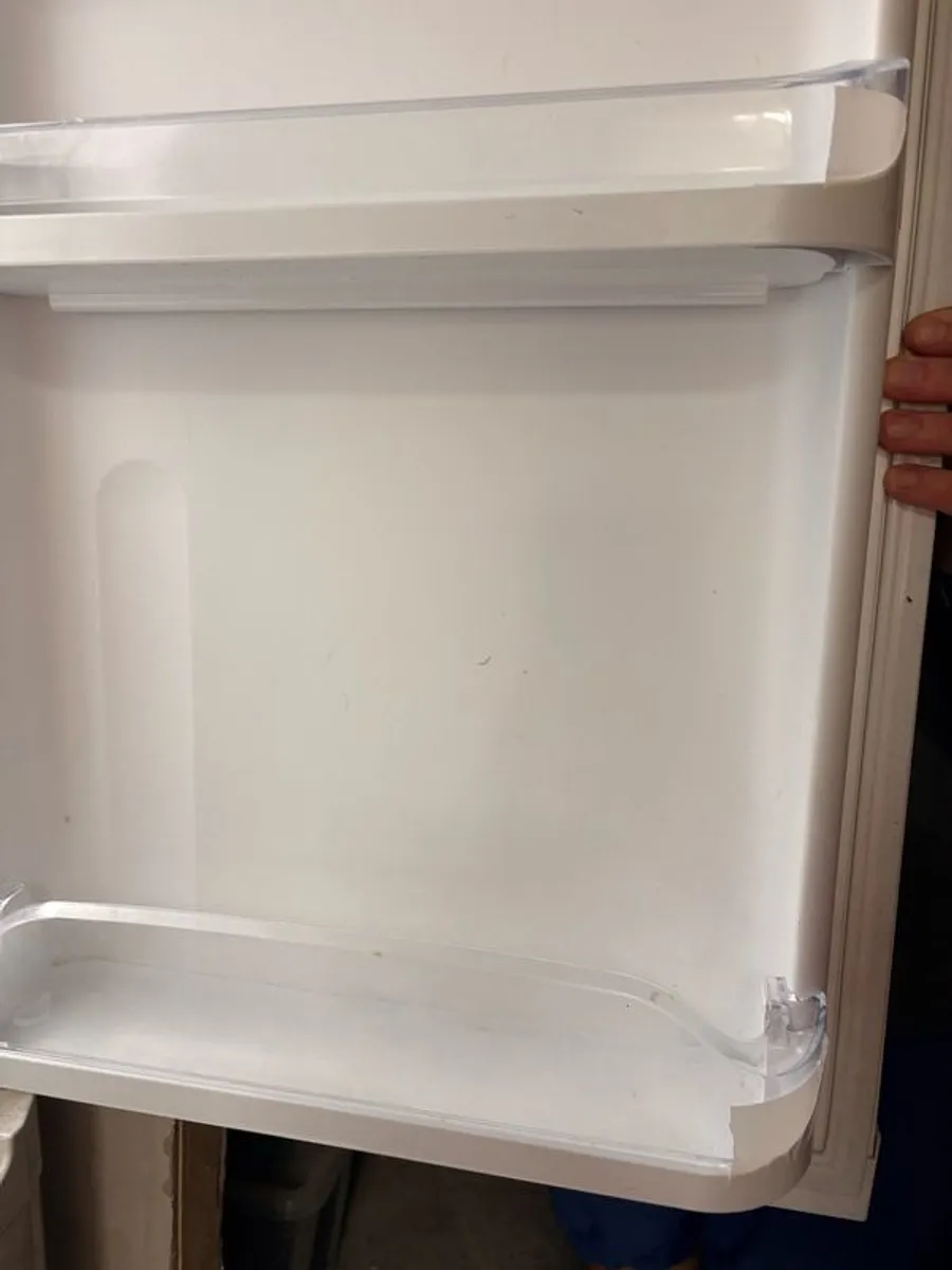 Indesit Fridge freezer - Image 2