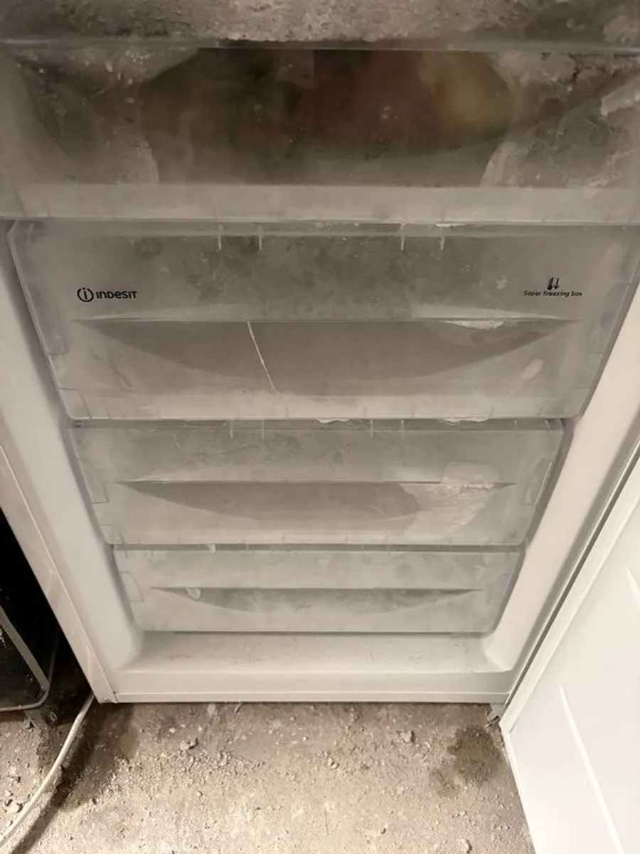 Indesit Fridge freezer - Image 4