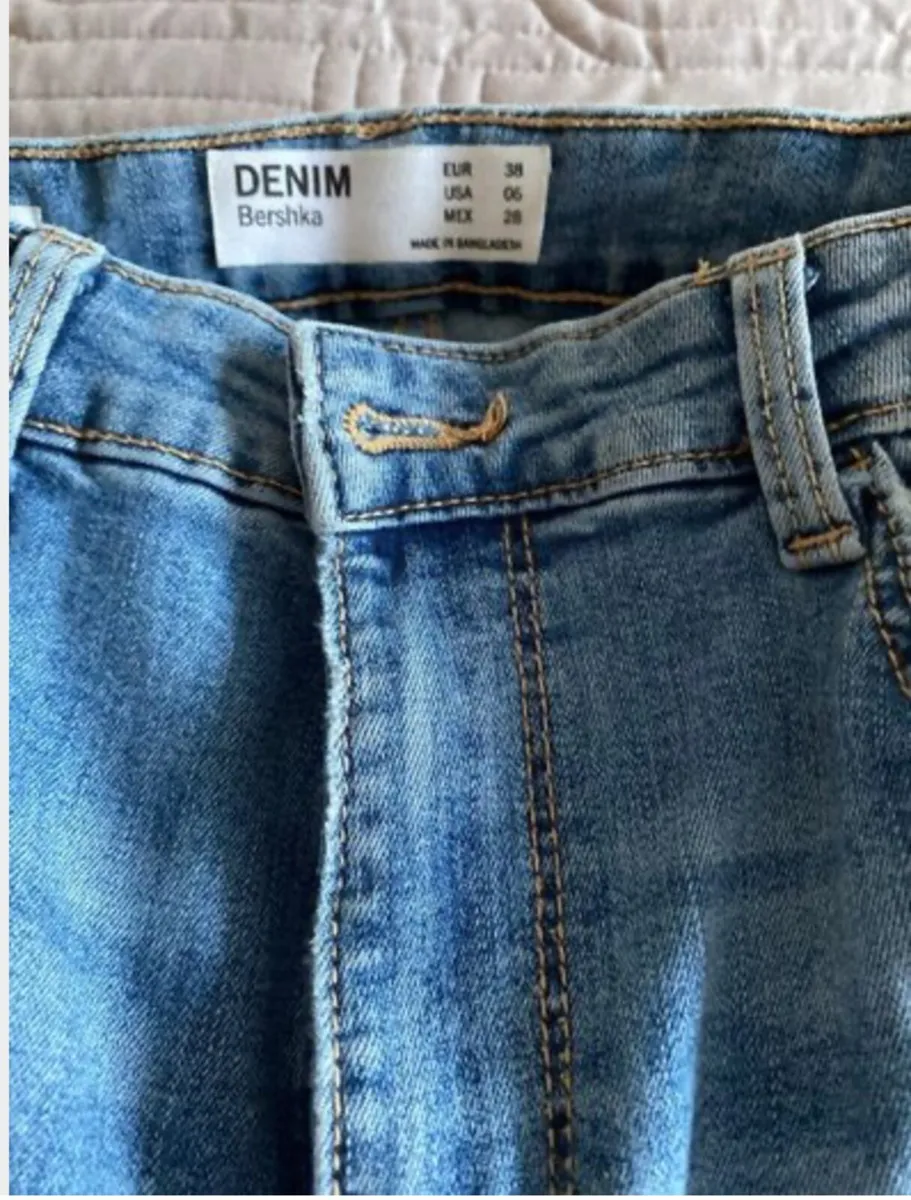Bershka - Skinnies High Rise - Size 38 UK - Image 1