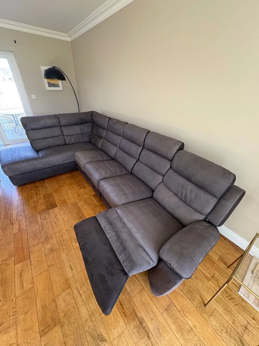 Urban Modular L-Shaped 5-Seater Couch with Recline - Image 4