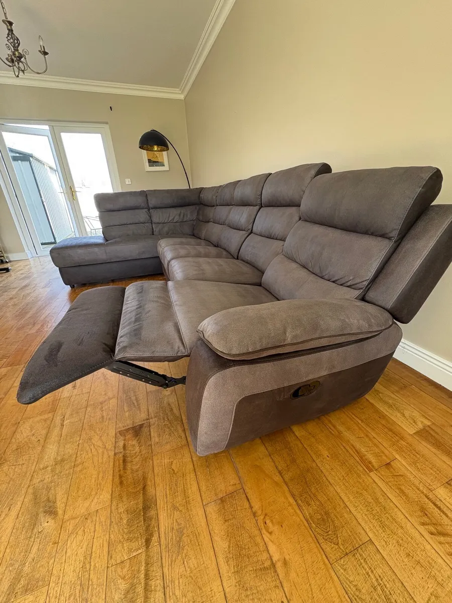 Urban Modular L-Shaped 5-Seater Couch with Recline - Image 1
