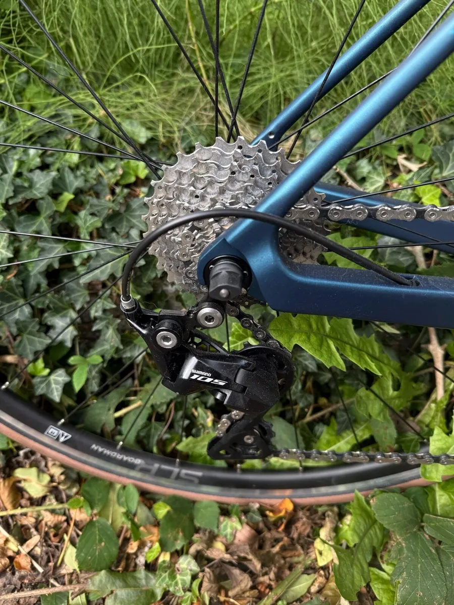 Boardman SLR W 8.9 Carbon - Image 3