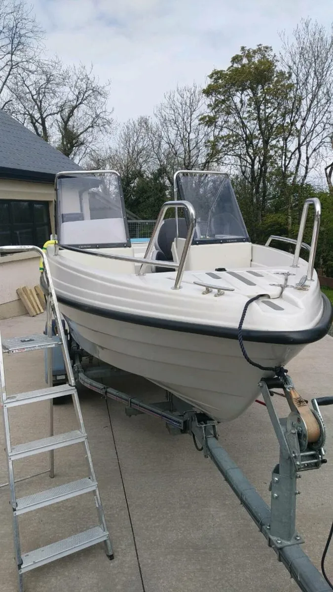 Boat - Image 2
