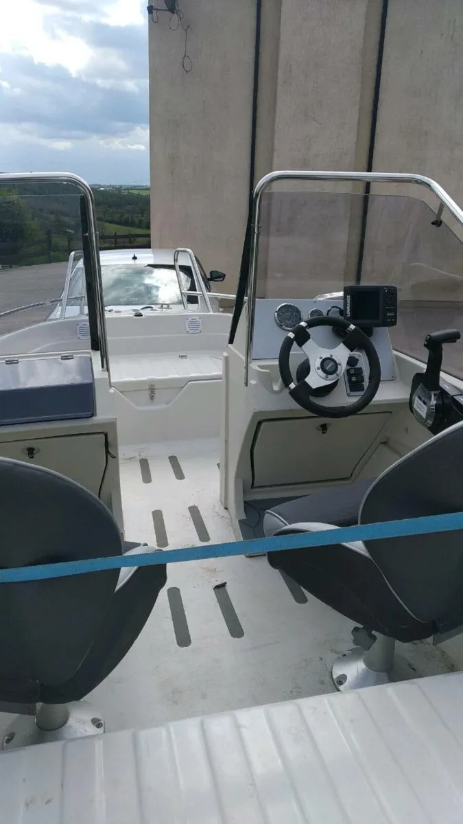 Boat - Image 3