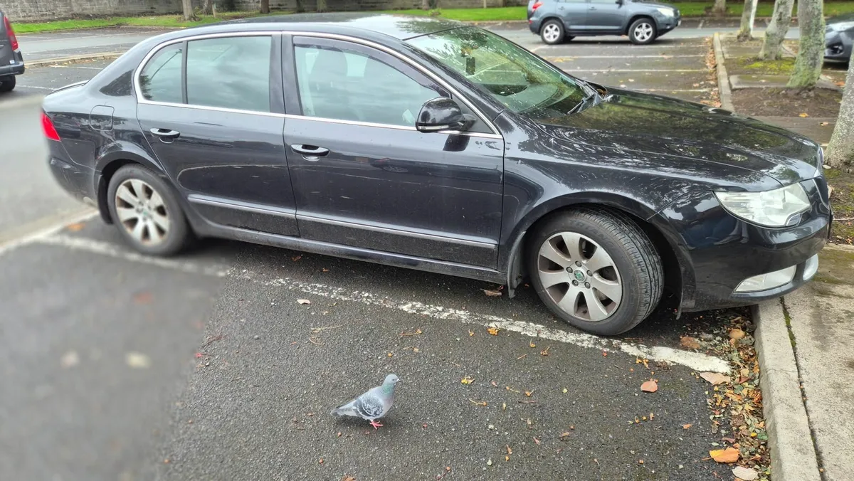 Skoda Superb 2012 - Image 3