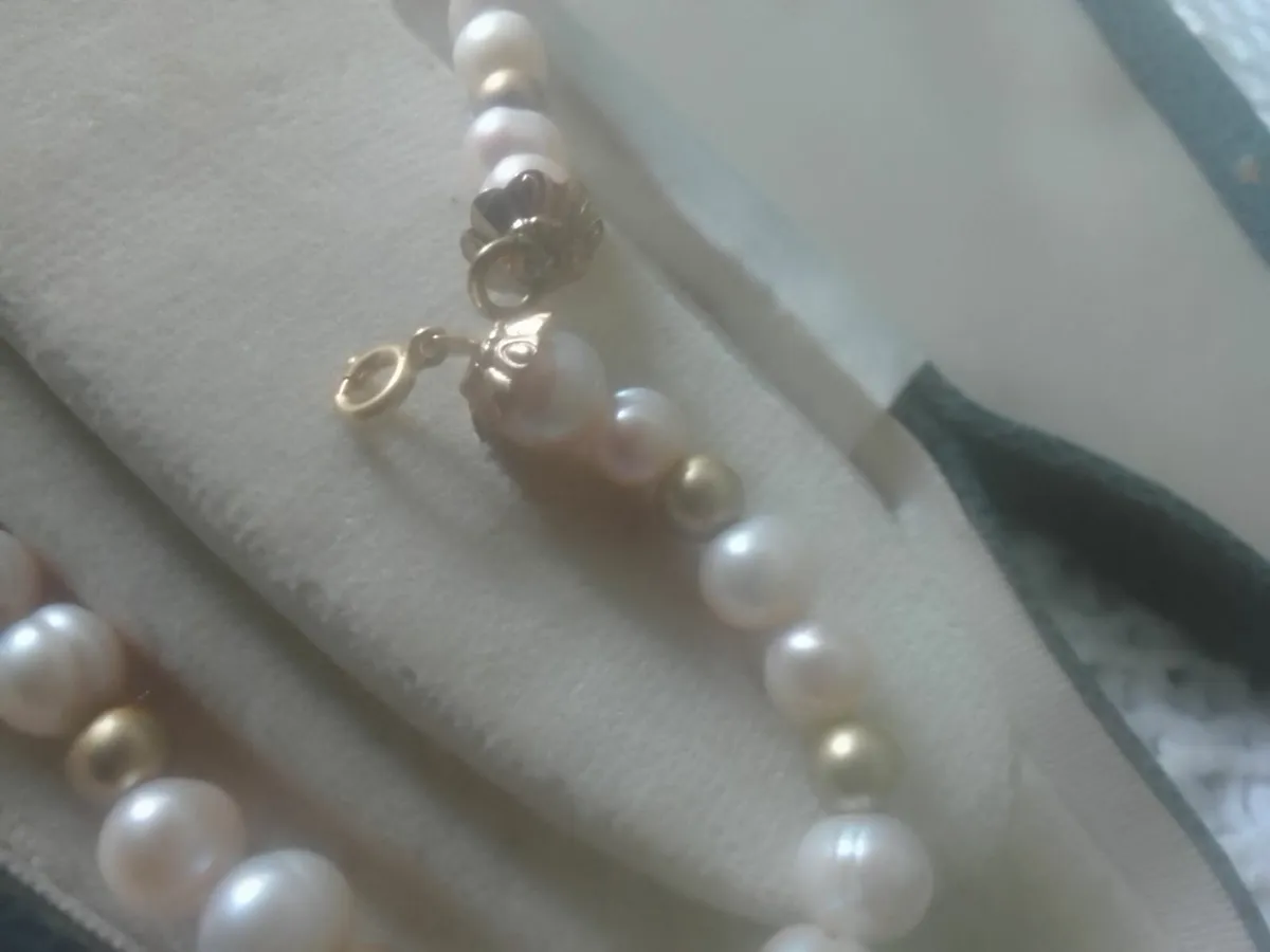 VINTAGE CHAMPAGNE & GOLD FRESHWATER PEARL NECKLACE - Image 3