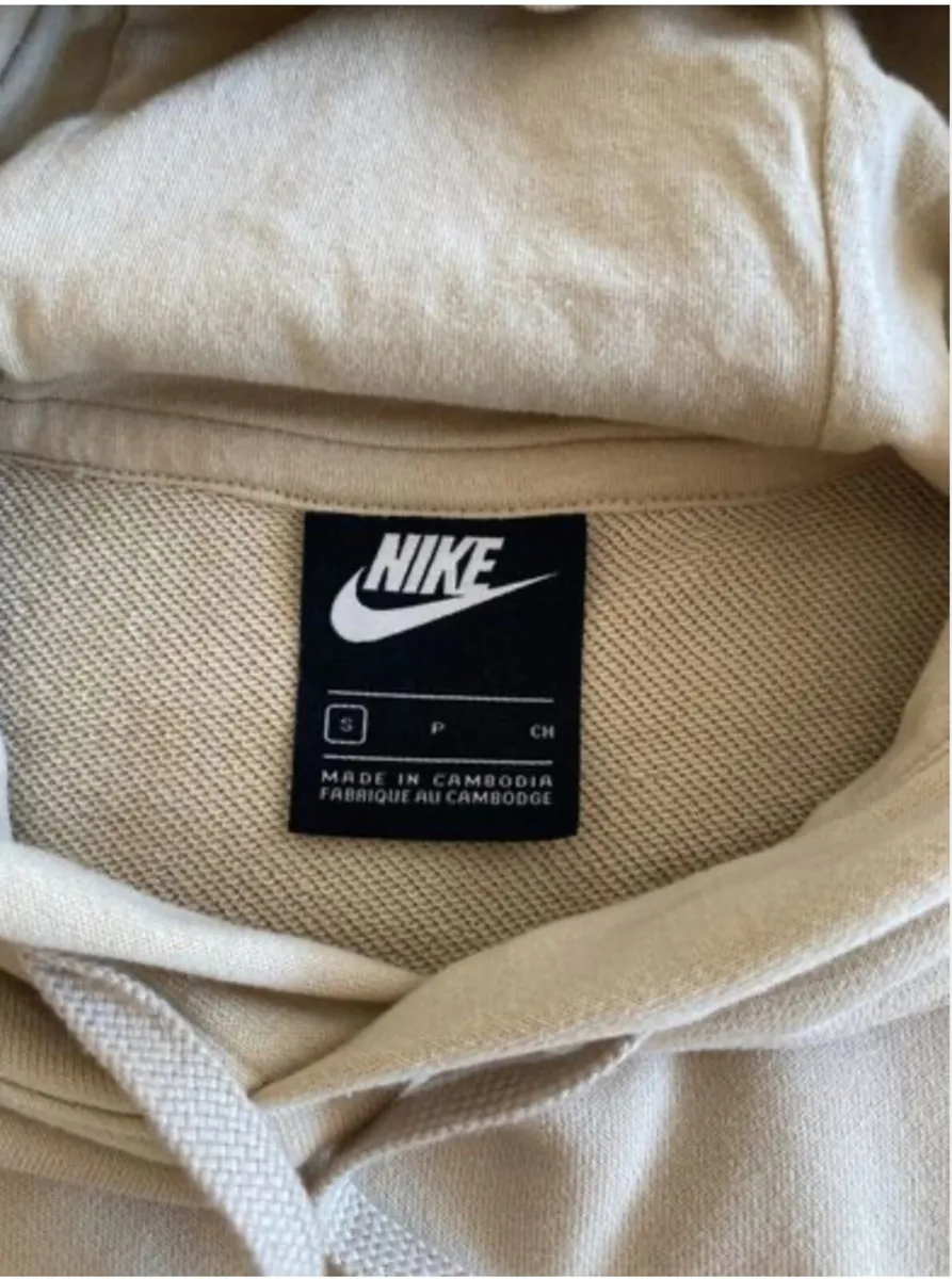 Nike sweater - Size S - Image 3