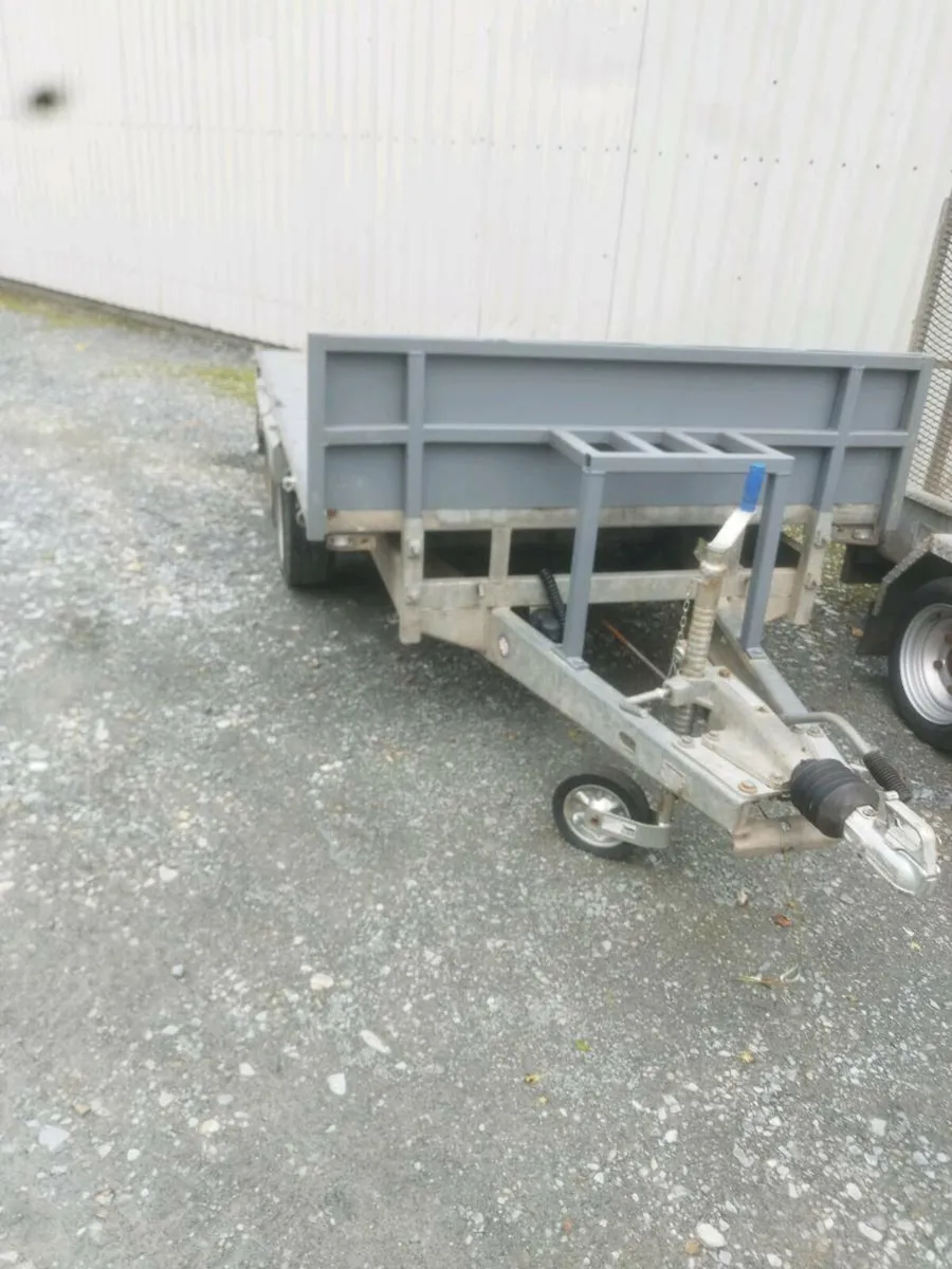 Trailer - Image 2
