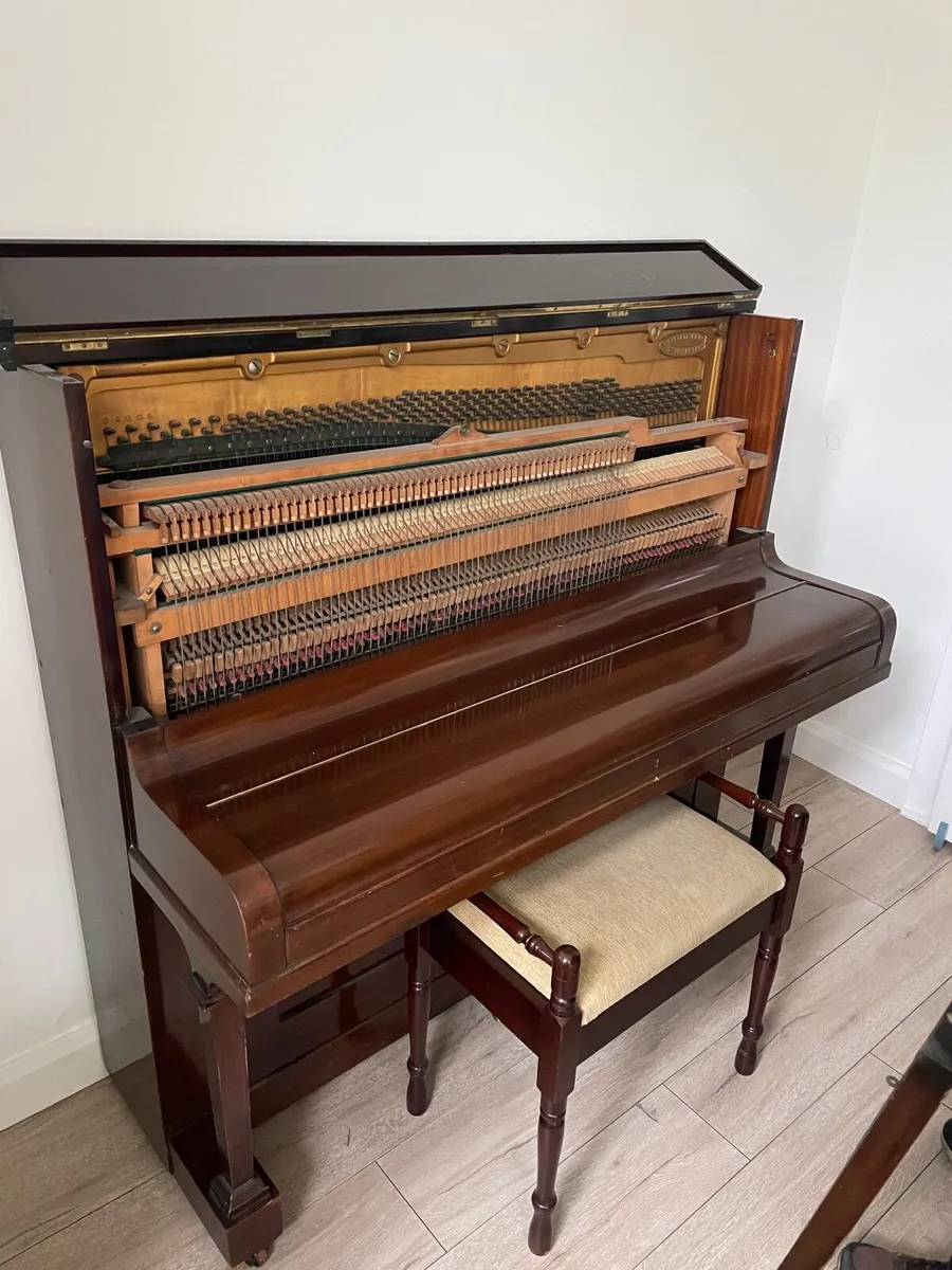 Piano - Image 4