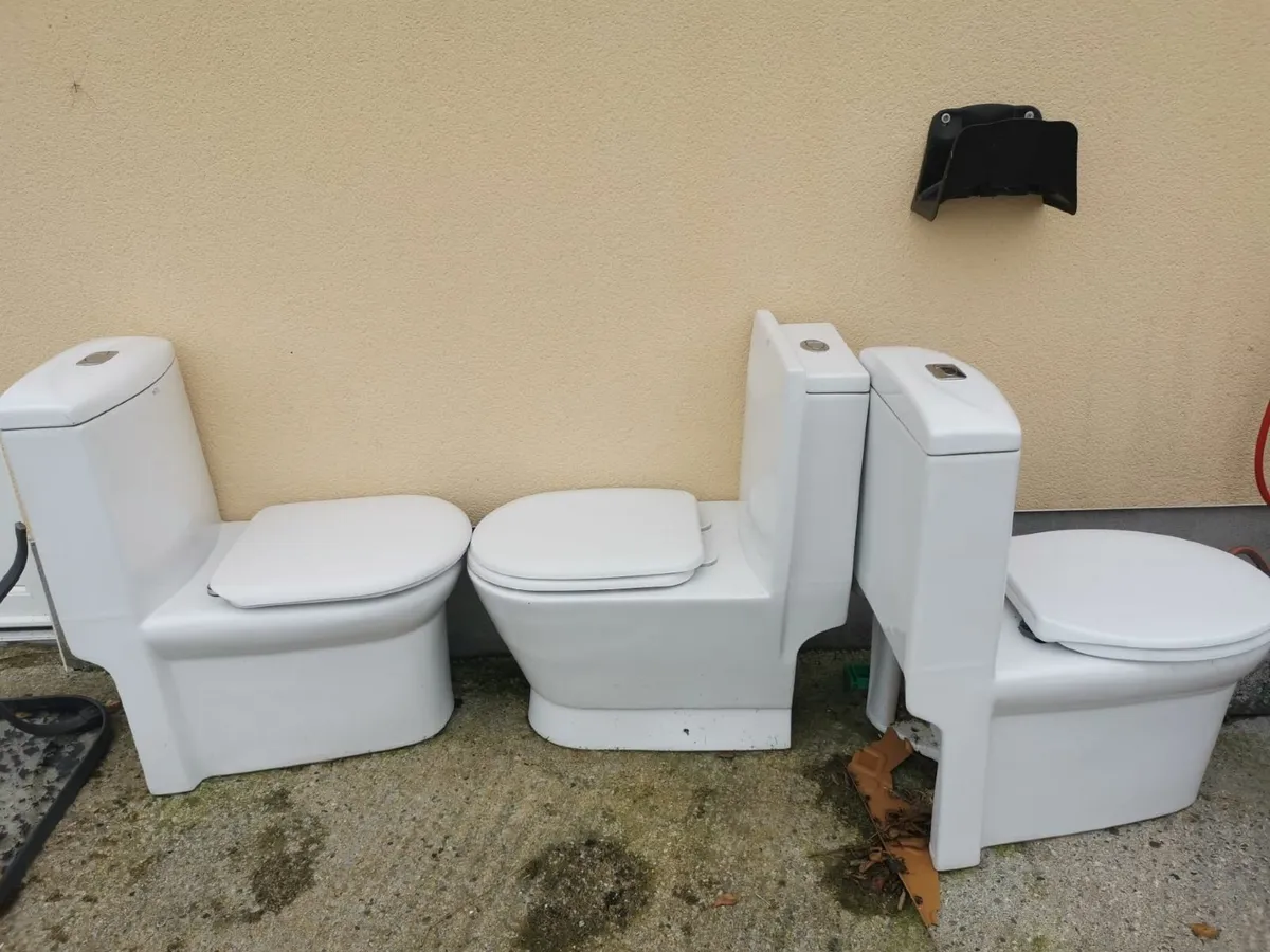 Three Vogue WC's - Image 1