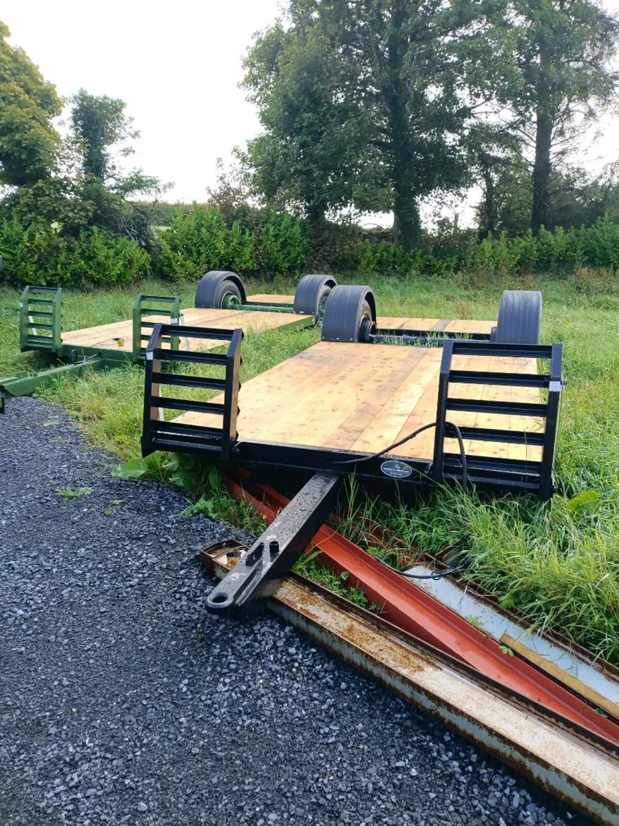 A+ Low loader - Image 1