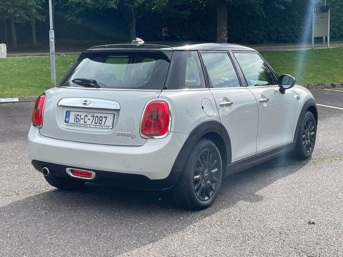 Mini Cooper D 4 door - Image 3
