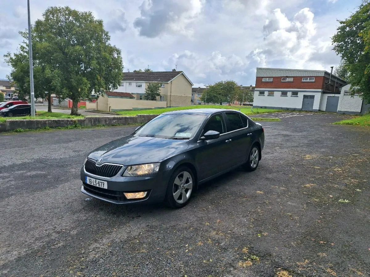 151 Skoda Octavia 1.6tdi - Image 3
