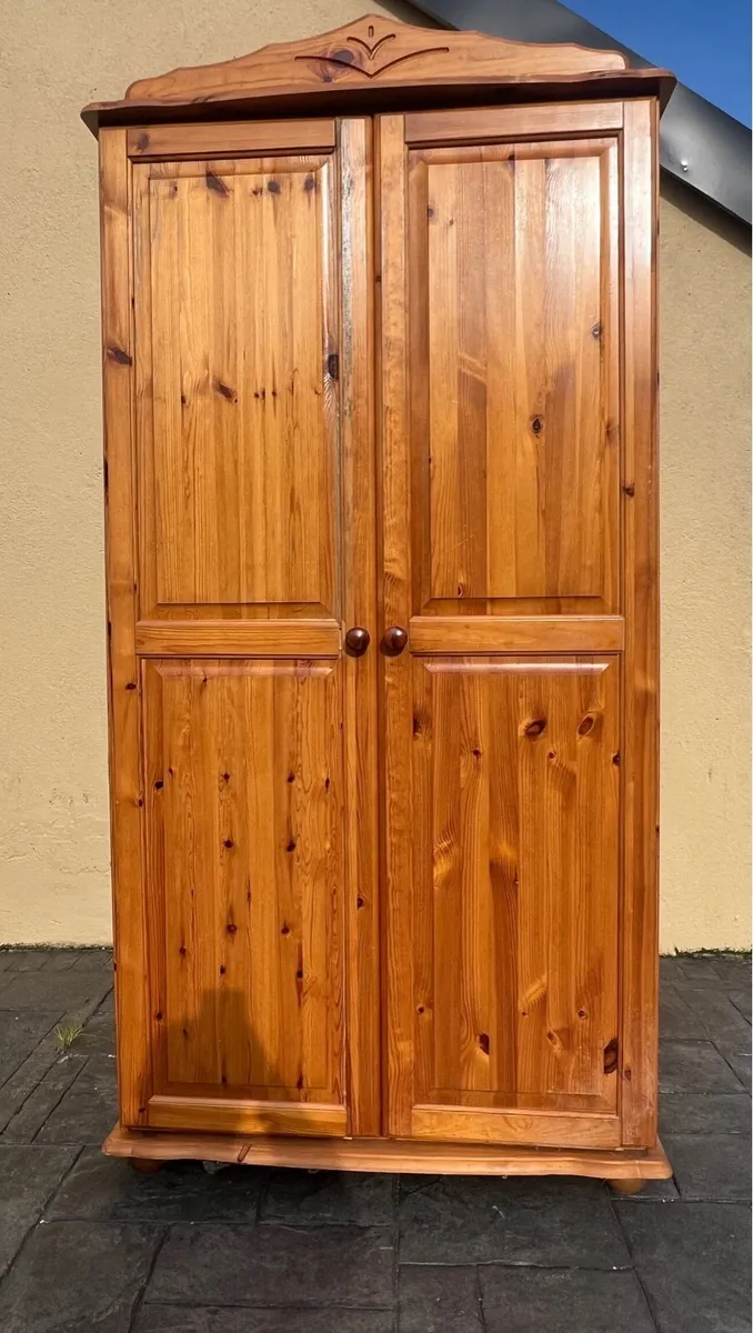 Wardrobes - Image 3