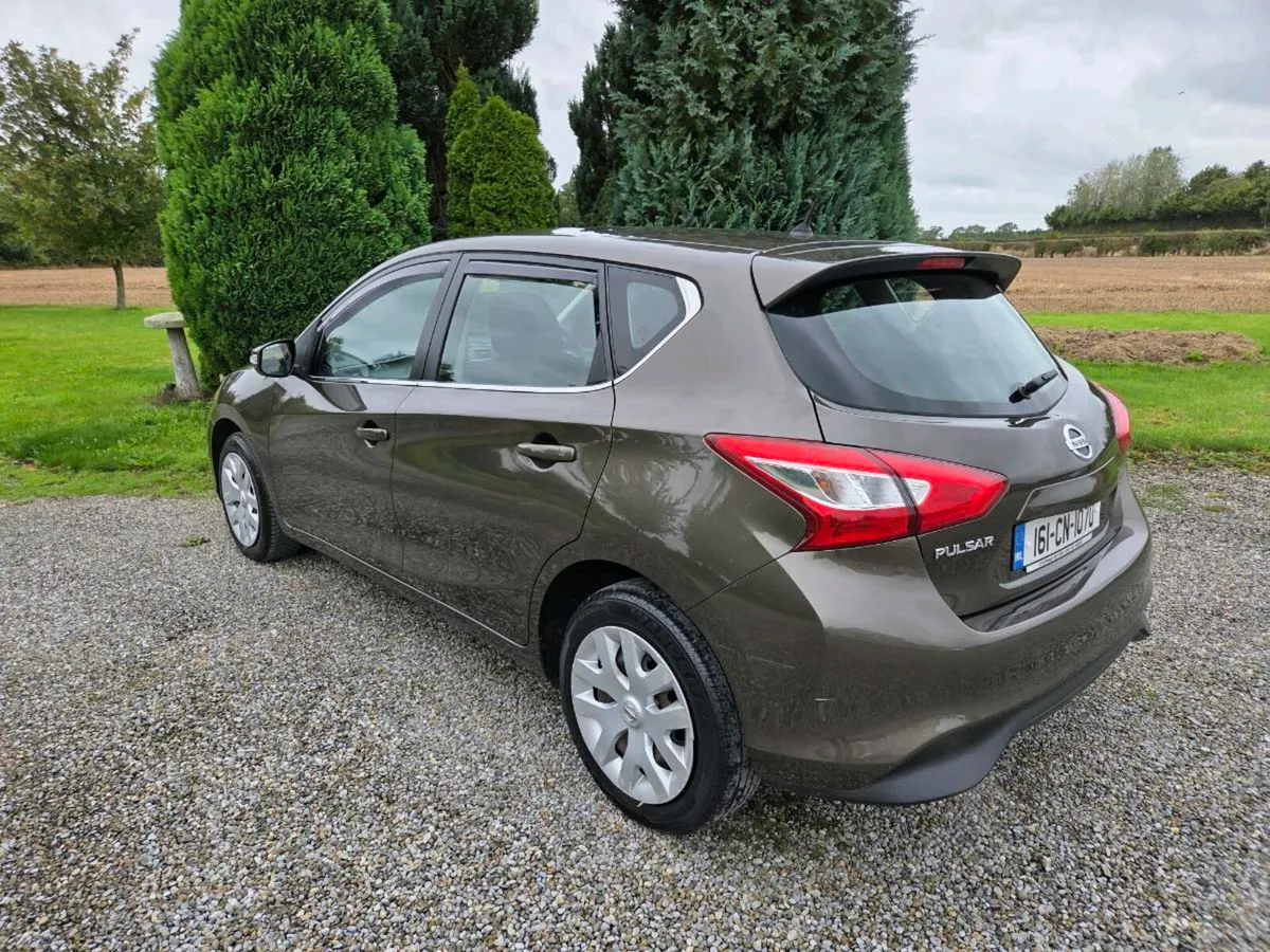 Very Low Mileage Nissan Pulsar 1.2 XE. - Image 4