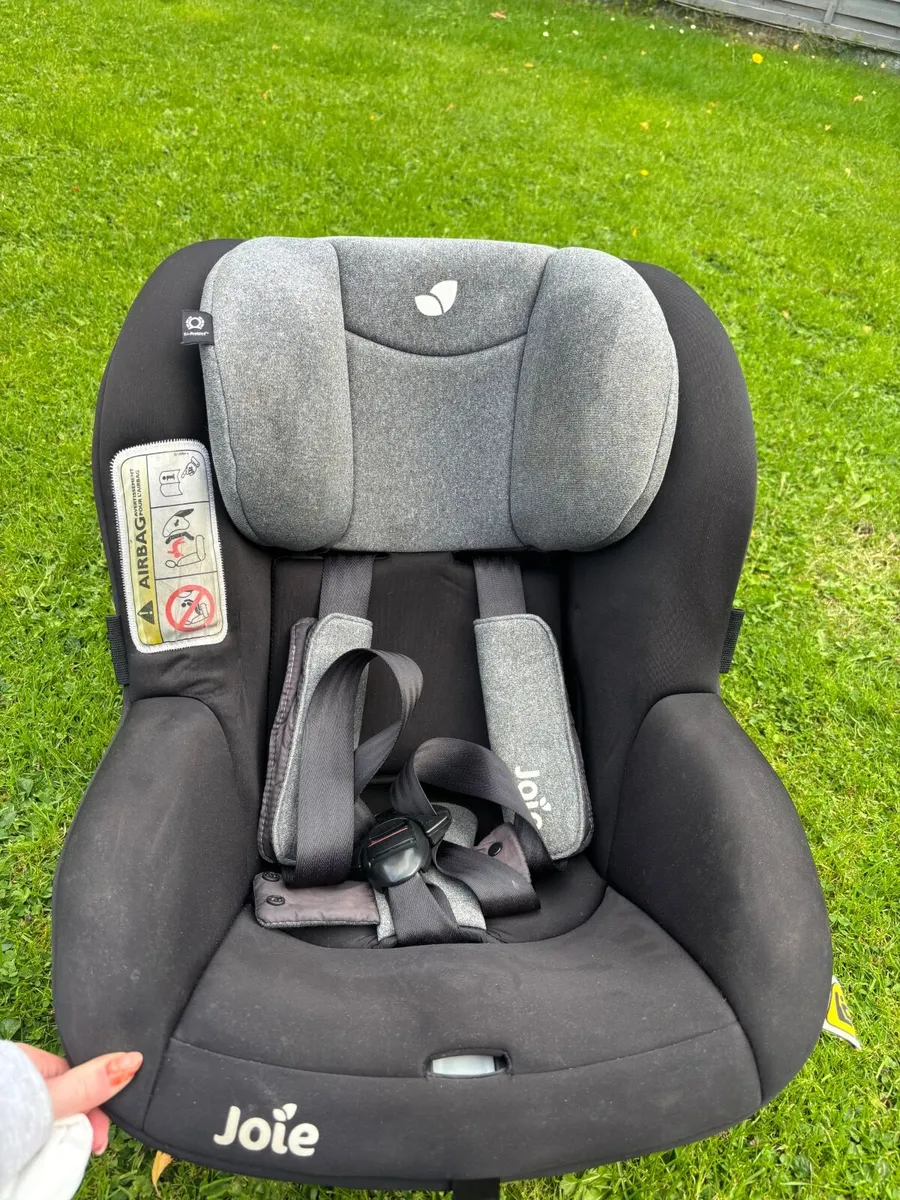 Baby car seat - Image 1