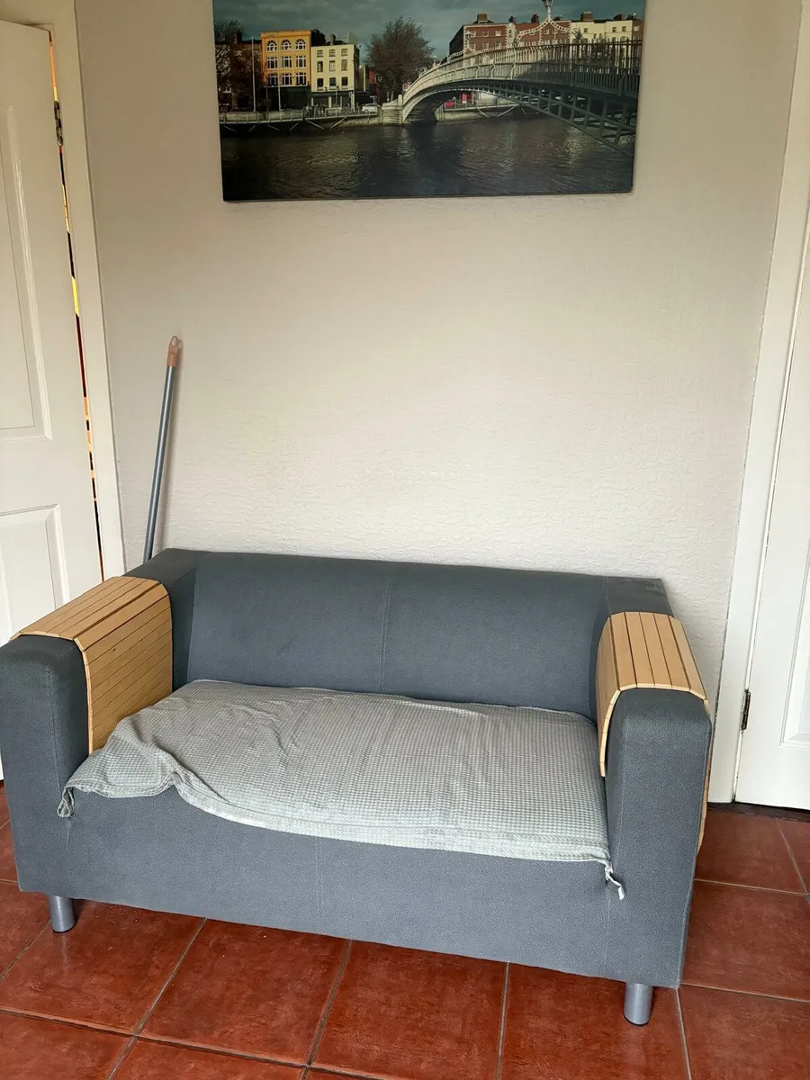 Brown leather 3 and 2 seater plus grey 2 seater - Image 4
