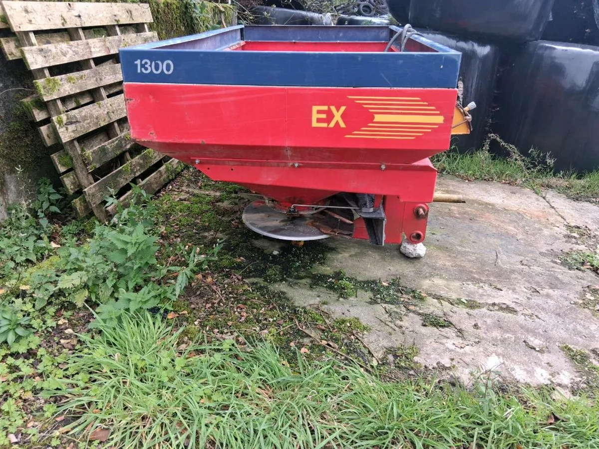 Krm fertiliser spreader - Image 3