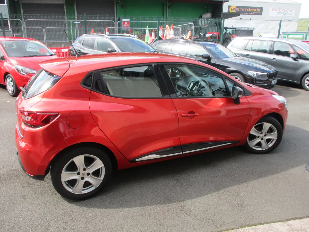 Renault Clio Dynamique Nav  2016 - Image 4