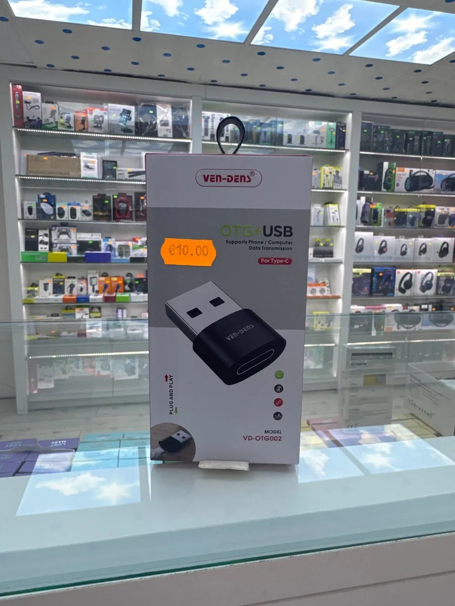 Female Type C to Male USB adapter
