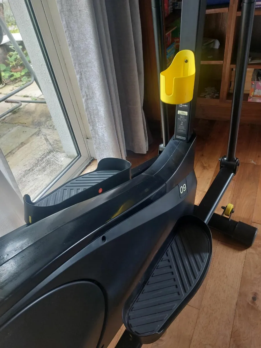 Cross Trainer Self Powered DomyosEL520 - Image 3