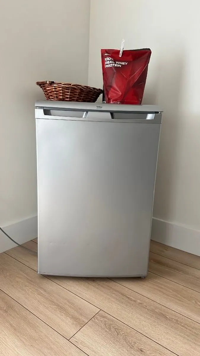 Fridge - Image 2