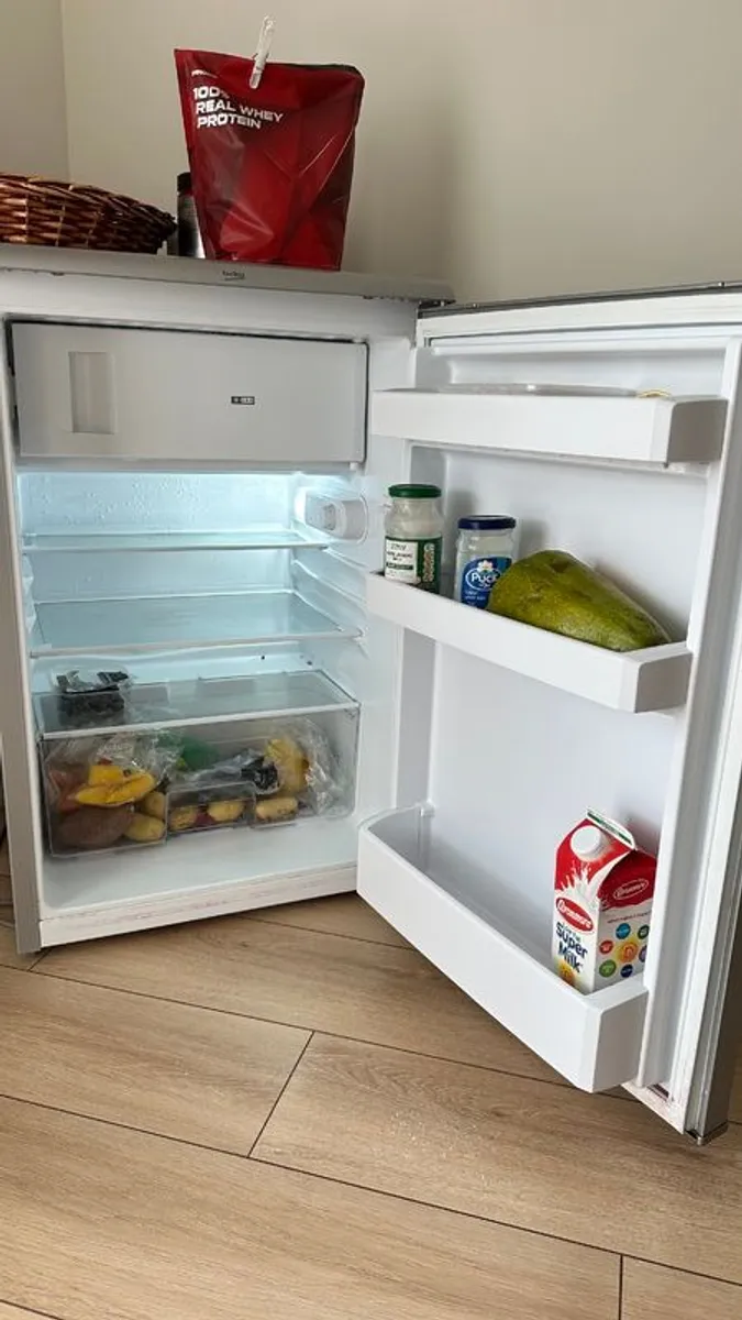 Fridge - Image 3