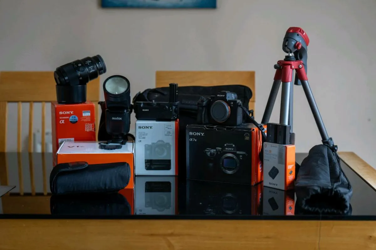 Sony alpha A7 bundle - Image 1