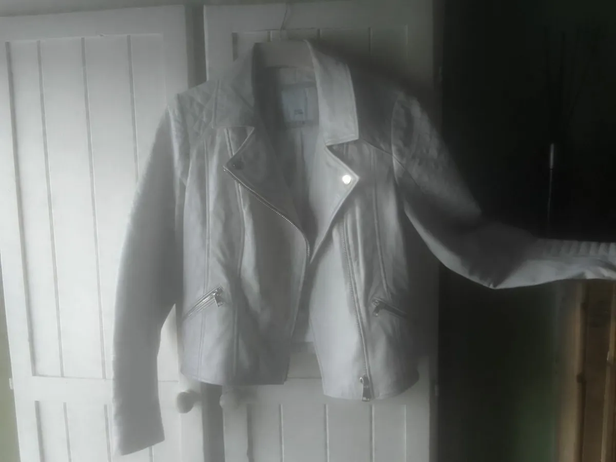 CREAM GENUINE LEATHER BIKER JACKET 14 as New - Image 1