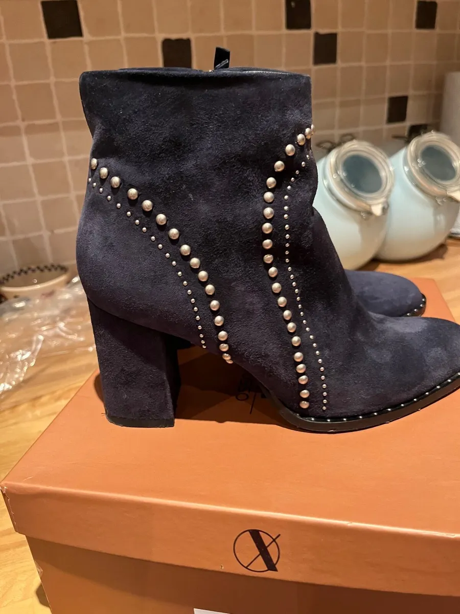 Shoes - Image 1