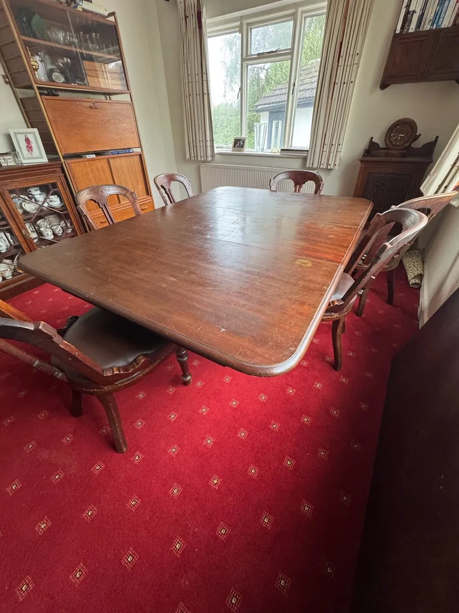 Dining table & 8 chairs - Image 2