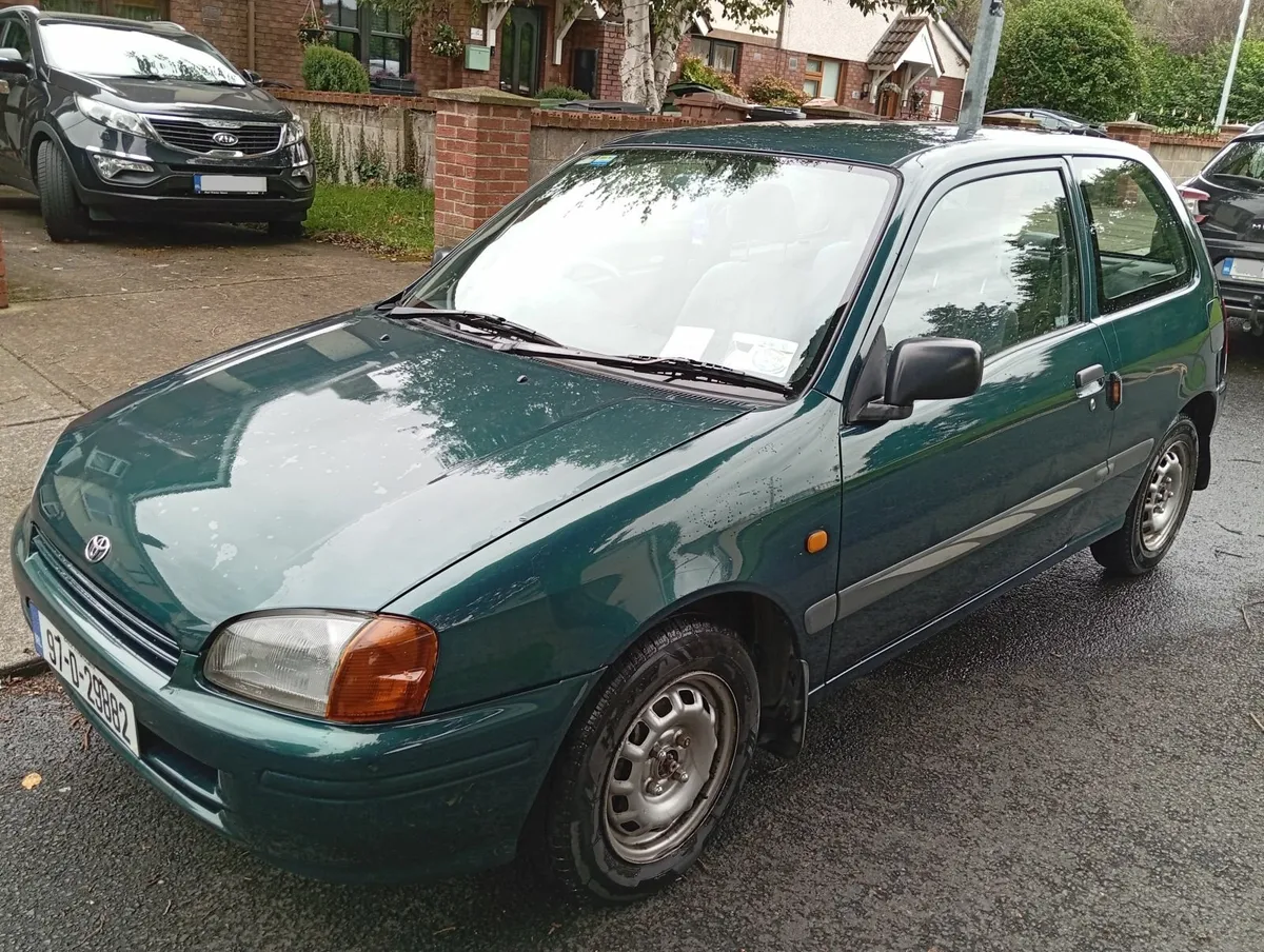 Toyota Starlet 1997 - Image 2