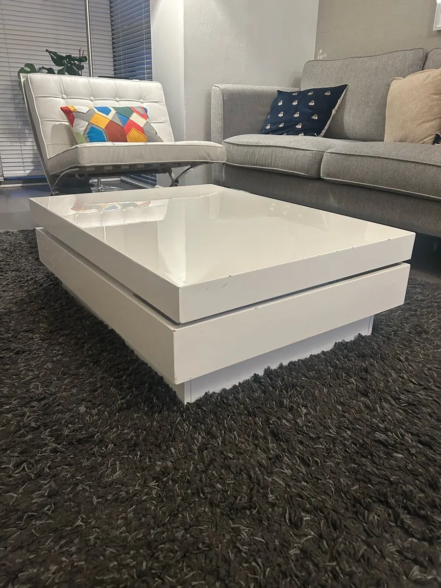 Coffee Table €90 - Image 3