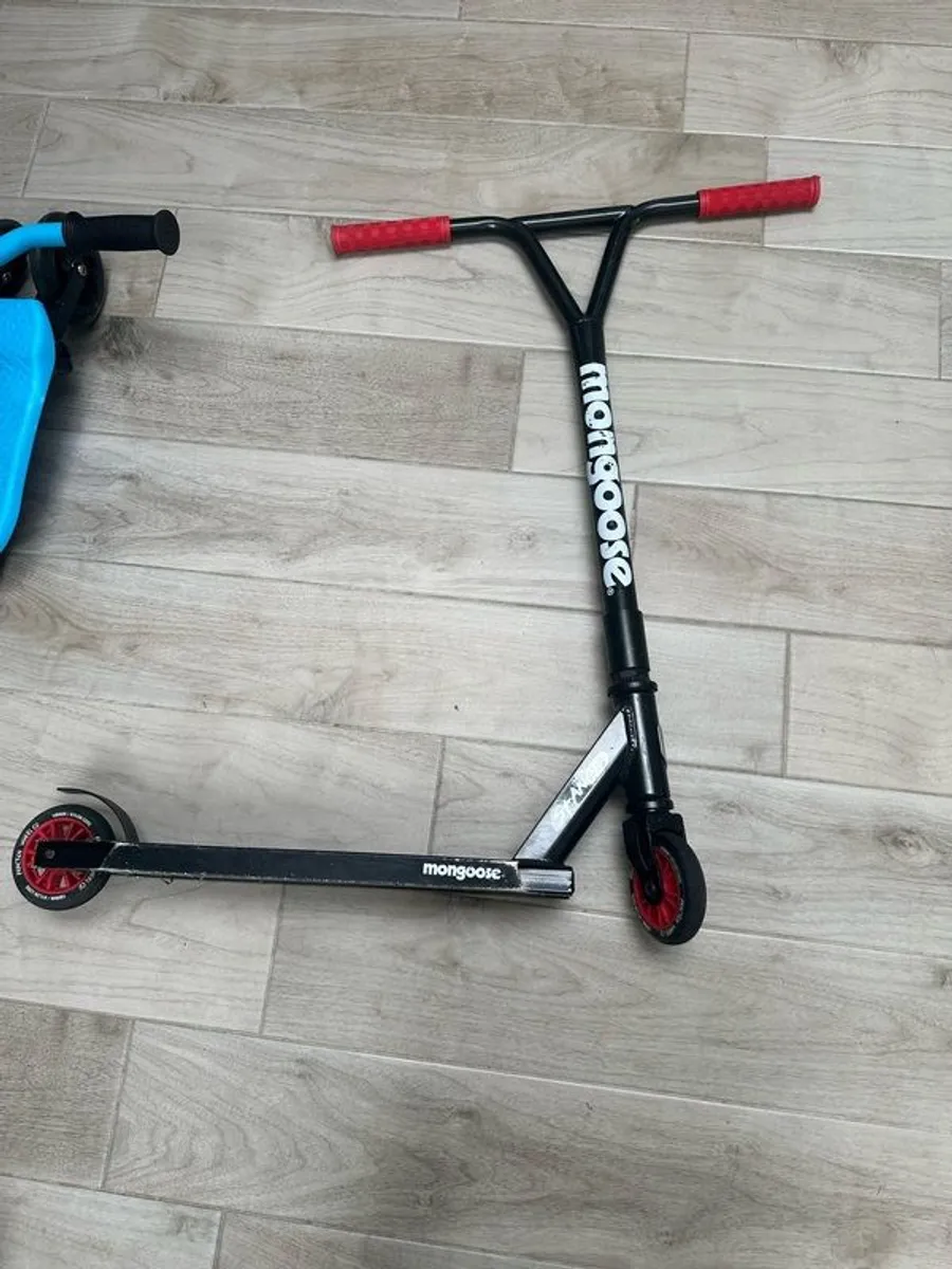 Scooters - Image 1