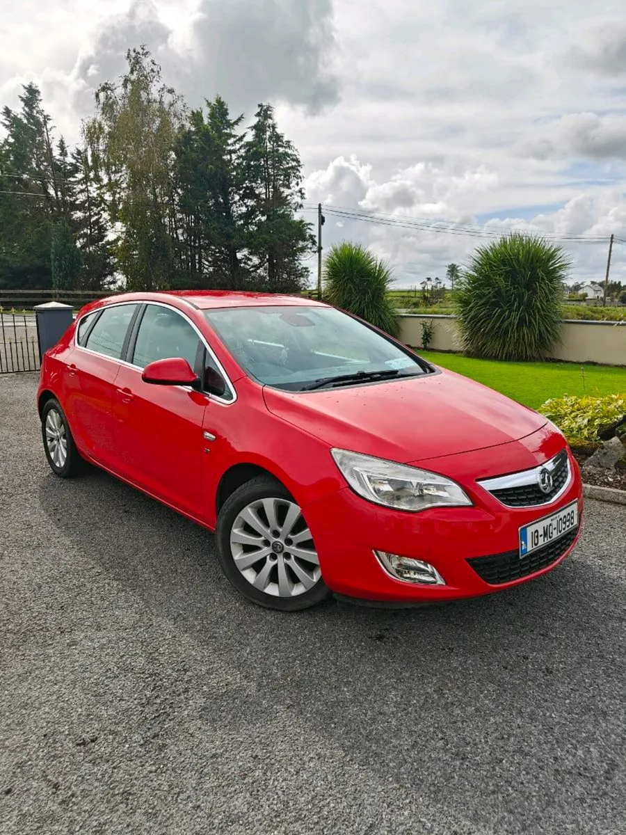 Opel Astra - Image 1