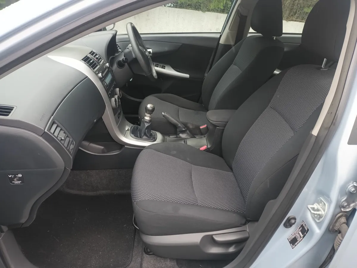 Toyota Corolla luna. 1.4d4d Low mileage - Image 4