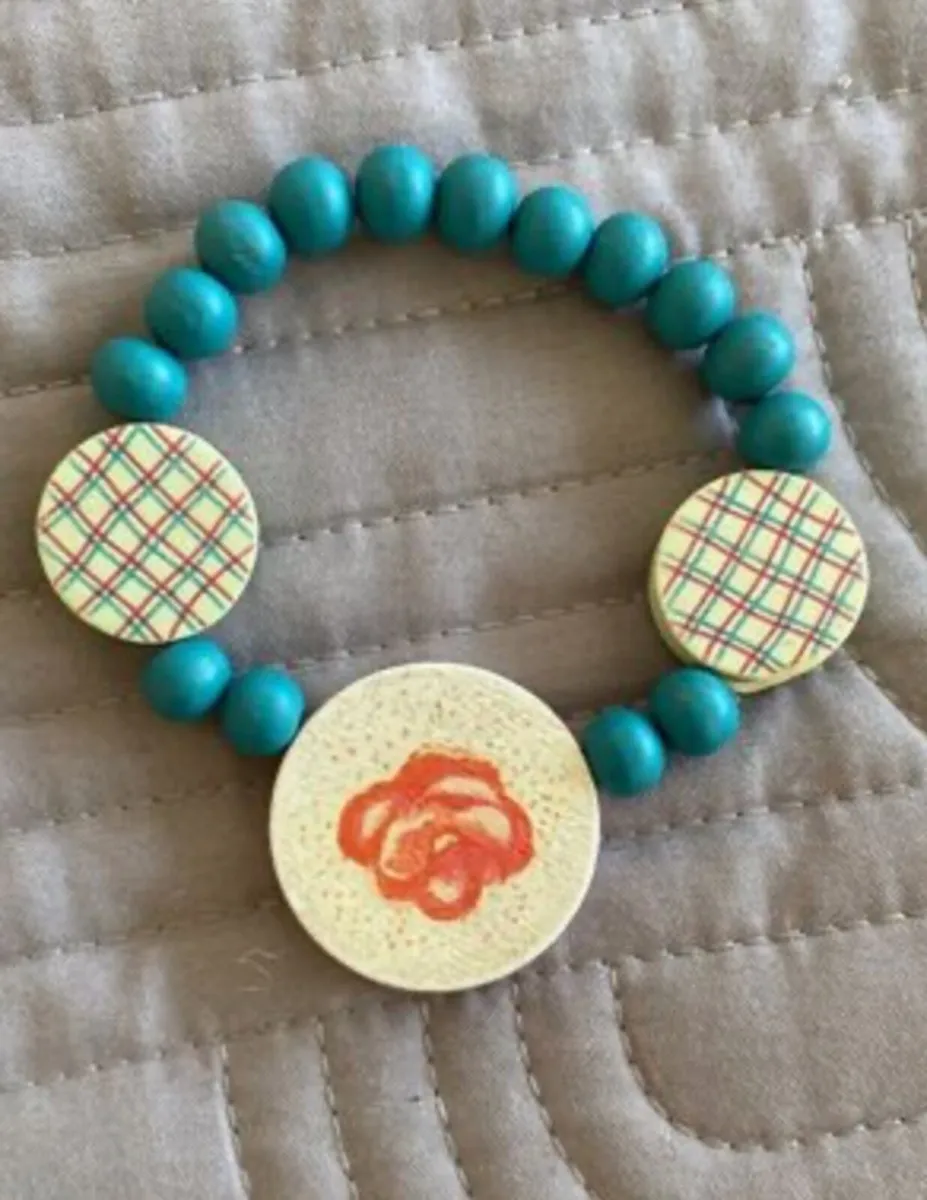 Beautiful wooden jewellery - Image 3