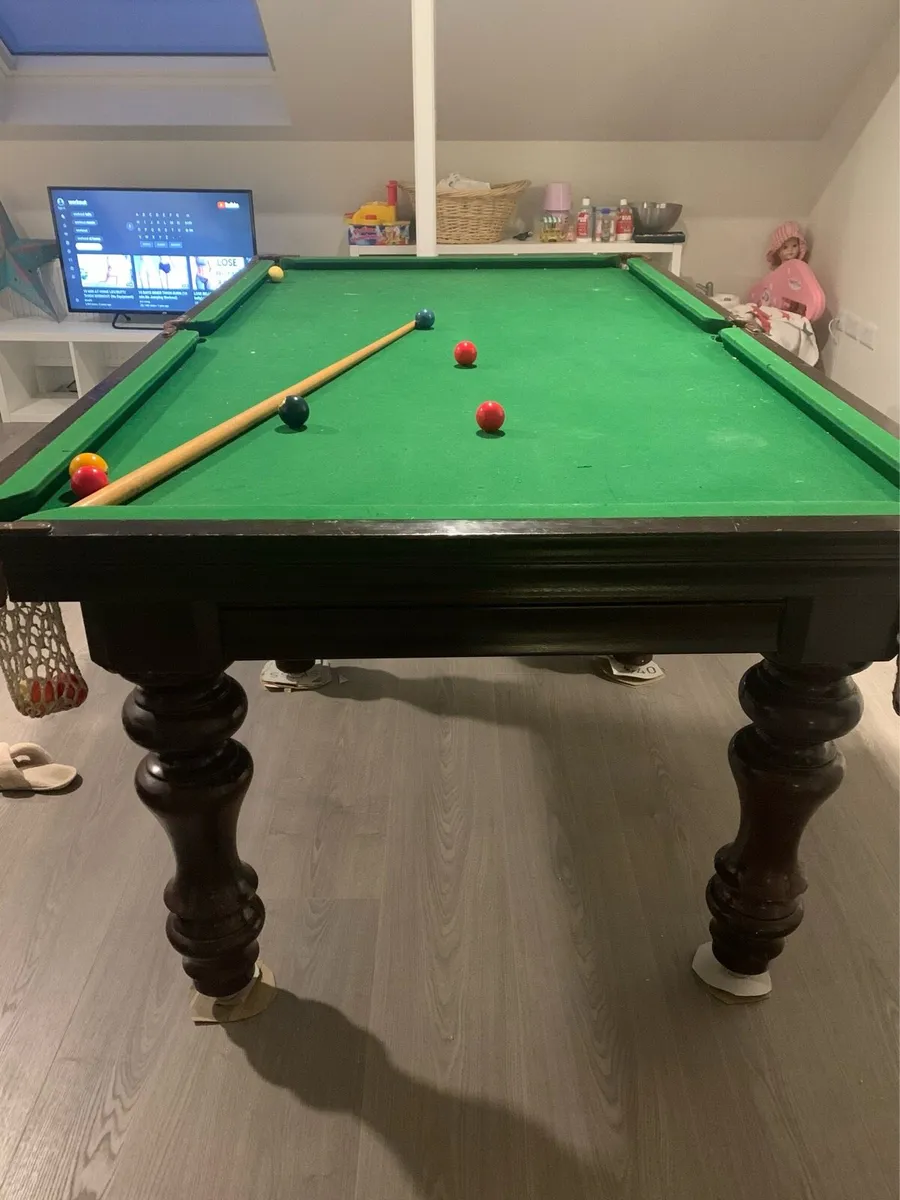 Pool Table - Image 1
