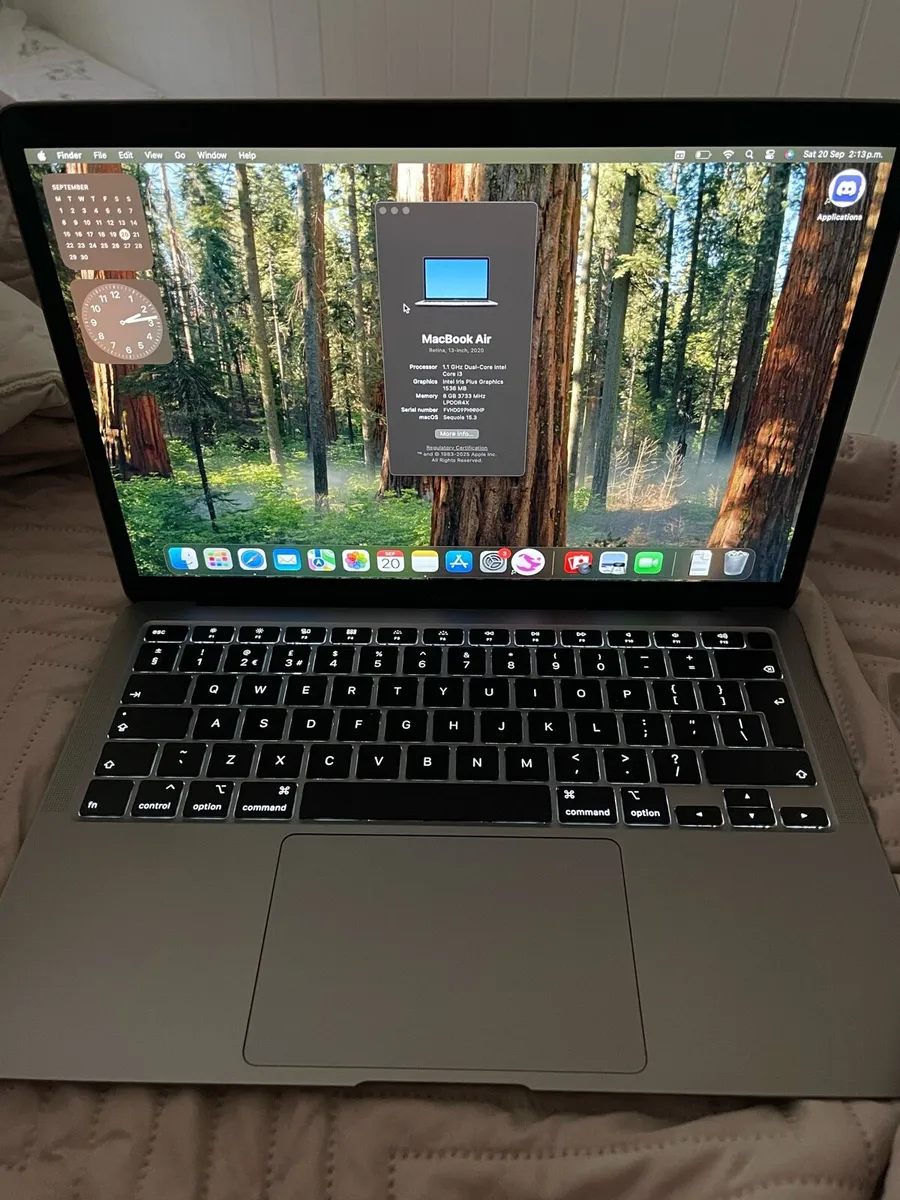 MacBook Air - Image 1
